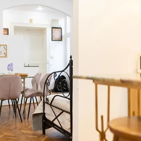 5* Noble House In Historic Center