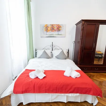 5* Noble House In Historic Center