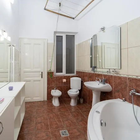 5* Noble House In Historic Center