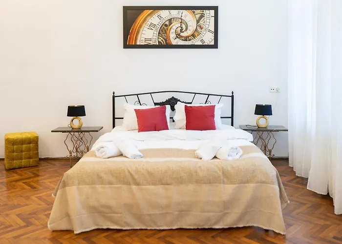 Vila 5* Noble House In Historic Center