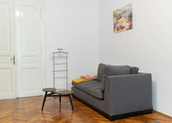 Vila 5* Noble House In Historic Center