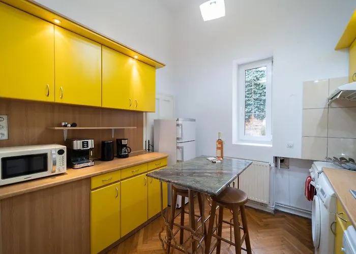 5* Noble House In Historic Center Cluj-Napoca